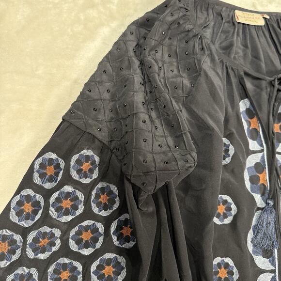 Rungolee Silk Blouse Black Gray Embroidered Beaded Women’s Size Small Boho - Picture 2 of 7